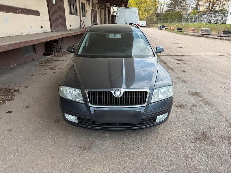 Gebraucht Skoda Octavia 105 PS (77 kW) 2007 Grau Kombi