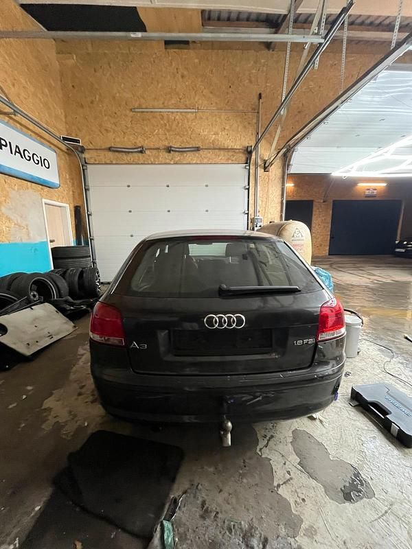 Schwarz Gebraucht 2007 Audi A3 Coupé | 1.300 € (Superpreis) - Bild 1/3