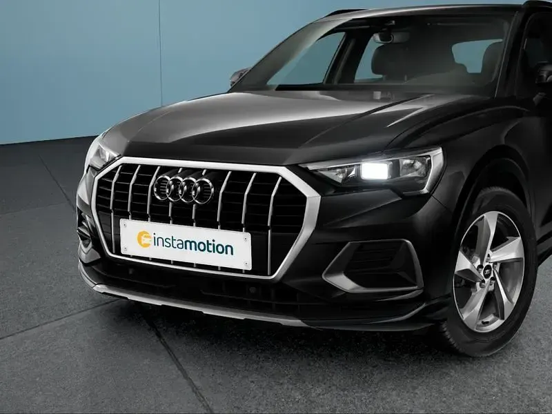 Second-hand Audi Q3 Advanced 150 CP (110 kW) 2025 Negru SUV