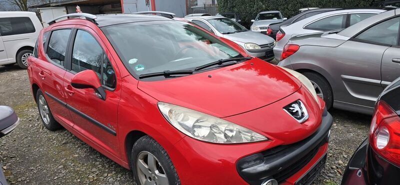 Rot Gebraucht 2009 Peugeot 207 Urban Move Kombi | 2.990 € (Etwas zu teuer) - Bild 1/4