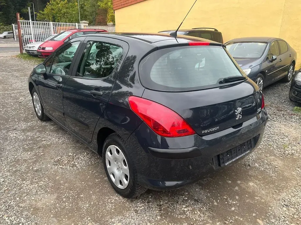 Gebraucht Peugeot 308 Filou 95 PS (69 kW) 2009 Grün Limousine