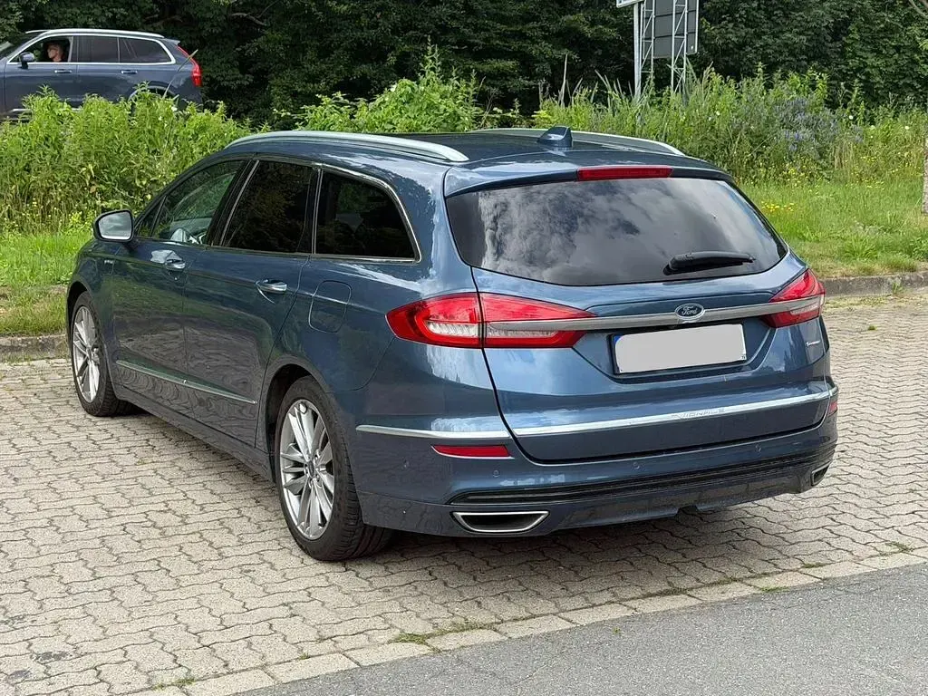 Gebraucht Ford Mondeo Vignale 188 PS (138 kW) 2021 Blau Kombi
