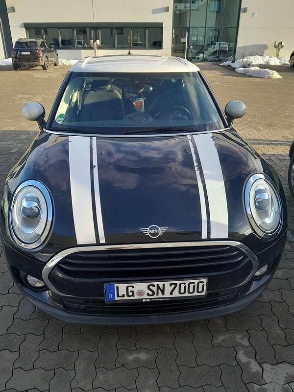 Midnight black Gebraucht 2019 Mini Cooper D Clubman Kombi | 16.995 € (Fairer Preis) - Bild 1/4