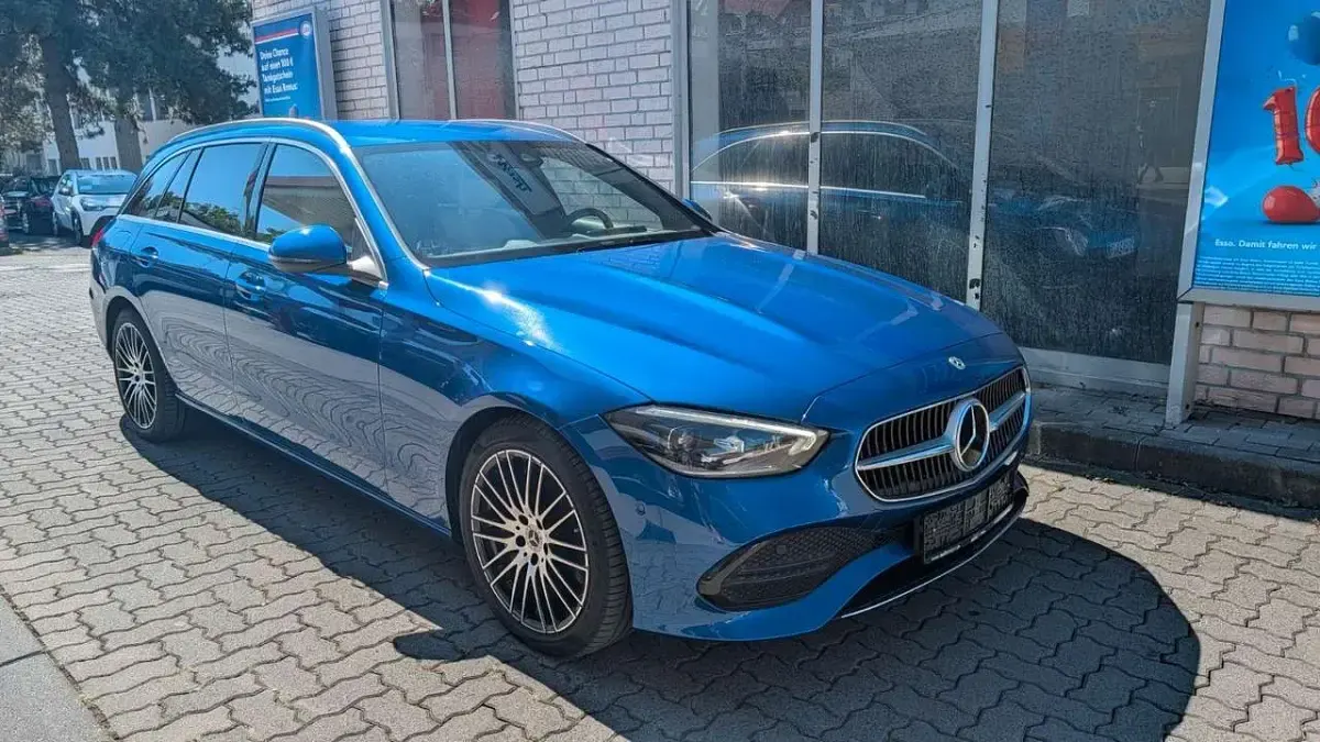 Gebraucht Mercedes C300 Business 265 PS (194 kW) 2022 Spektralblau  metalliclack Kombi