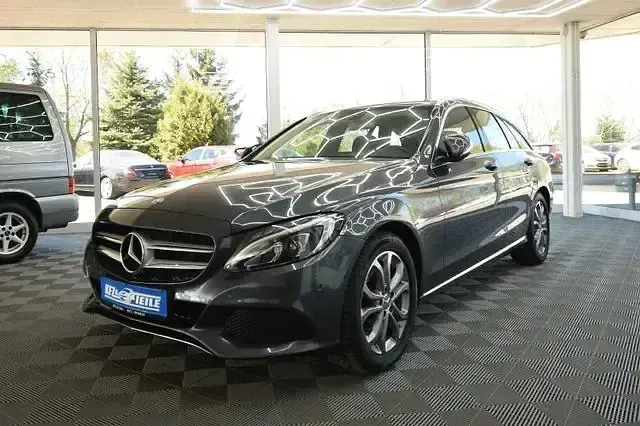 Gebraucht Mercedes C200 136 PS (100 kW) 2015 Grau Kombi