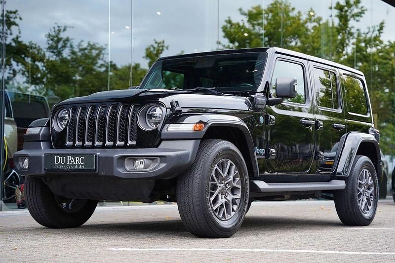 Schwarz Gebraucht 2022 Jeep Wrangler Sahara SUV | 49.888 € (Superpreis) - Bild 1/4