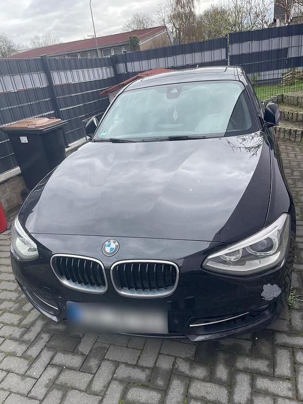 Gebraucht BMW 120 182 PS (133 kW) 2014 Schwarz Kleinwagen