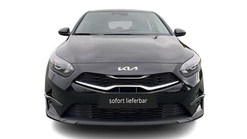 Schwarz Neu 2025 Kia Ceed Best Kleinwagen | 21.470 € (Guter Preis) - Bild 1/4