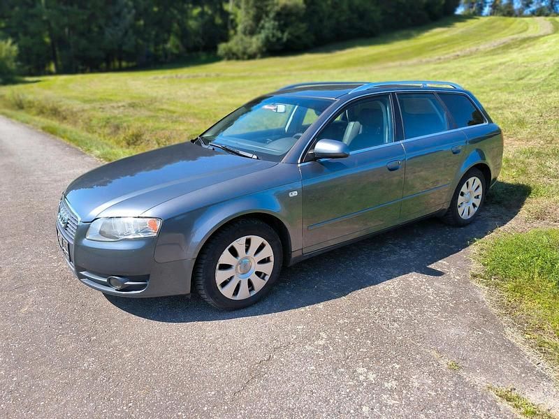 Grau Gebraucht 2006 Audi A4 Kombi | 1.500 € (Superpreis) - Bild 1/4