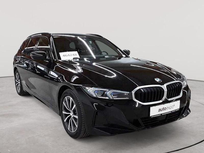 Schwarz uni Gebraucht 2022 BMW 320 Sport Line Kombi | 25.390 € (Superpreis) - Bild 1/4