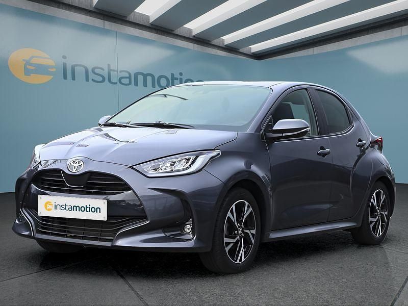 Grau Gebraucht 2024 Toyota Yaris Kleinwagen | 19.999 € (Fairer Preis) - Bild 1/4