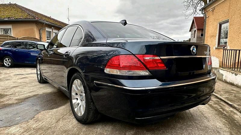 Gebraucht BMW 760 449 PS (330 kW) 2006 Blau Limousine