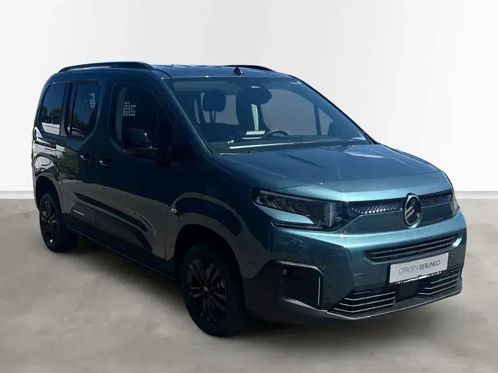 Gebraucht Citroën Berlingo 131 PS (96 kW) 2026 Blau Van / Kleinbus