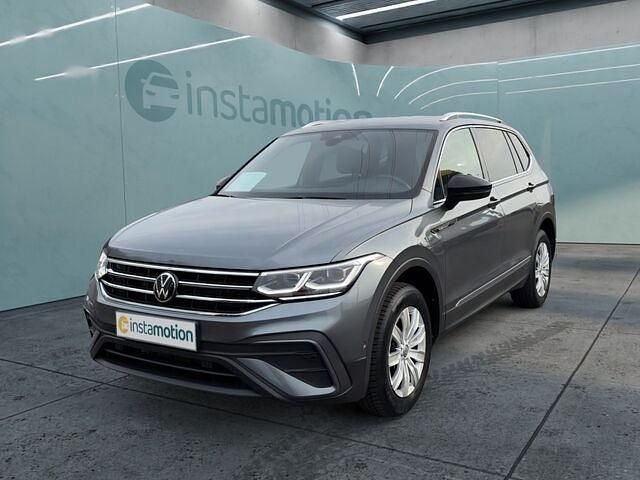 Gebraucht VW Tiguan Allspace 150 PS (110 kW) 2024 Grau SUV