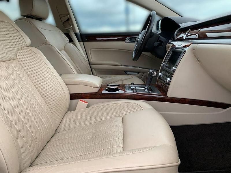 Second-hand VW Phaeton 239 CP (175 kW) 2012 Negru Berlinǎ