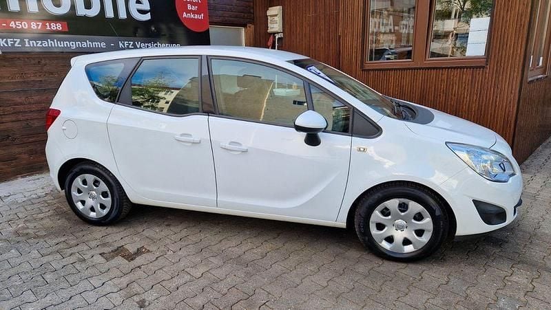 Second-hand Opel Meriva 101 CP (74 kW) 2011 Alb Monovolum