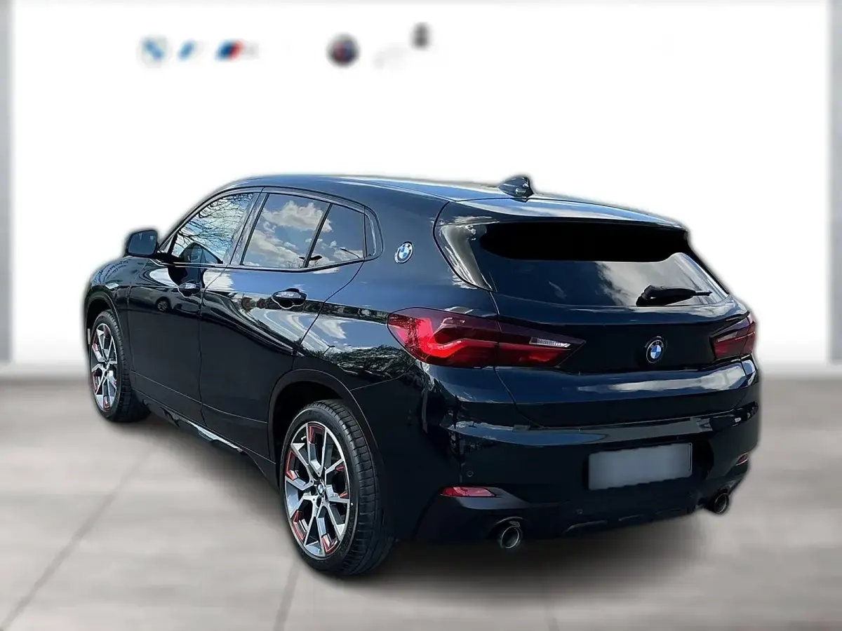 Gebraucht BMW X2 Efficient Dynamics 178 PS (130 kW) 2021 Schwarz metallic SUV
