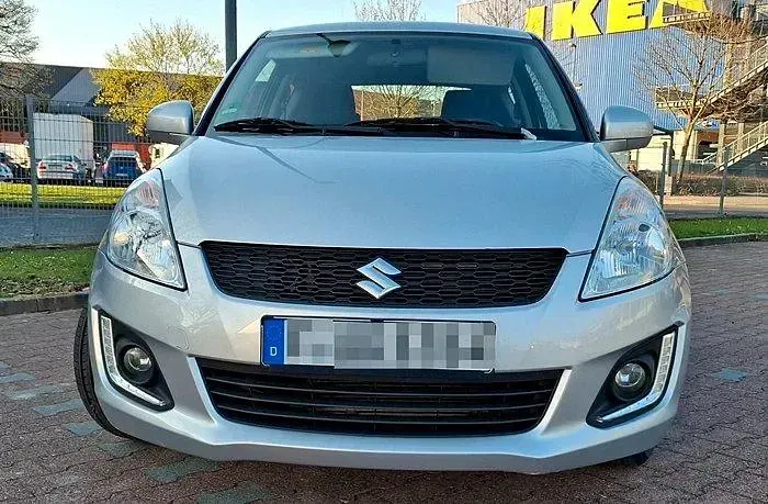 Usata Suzuki Swift Club 94 CV (69 kW) 2015 Argento Utilitaria