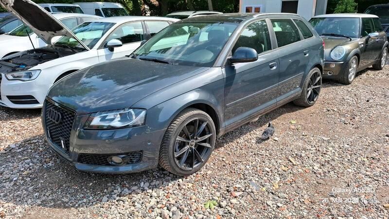 Grau Gebraucht 2009 Audi A3 Limousine | 5.990 € (Fairer Preis) - Bild 1/4