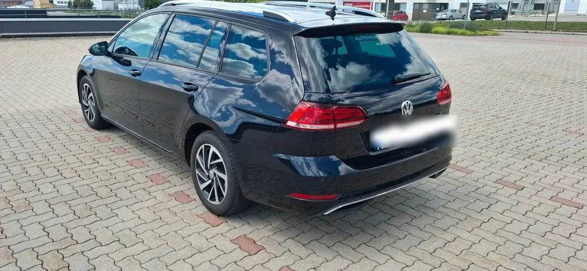 Gebraucht VW Golf VII Join 150 PS (110 kW) 2018 Schwarz Kombi