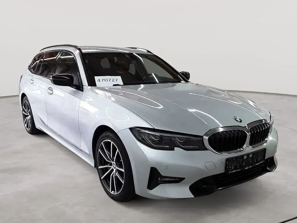 Gebraucht BMW 318 Sport Line 150 PS (110 kW) 2021 Silber Kombi