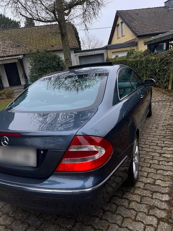 Gebraucht Mercedes CLK320 218 PS (160 kW) 2003 Blau Coupé