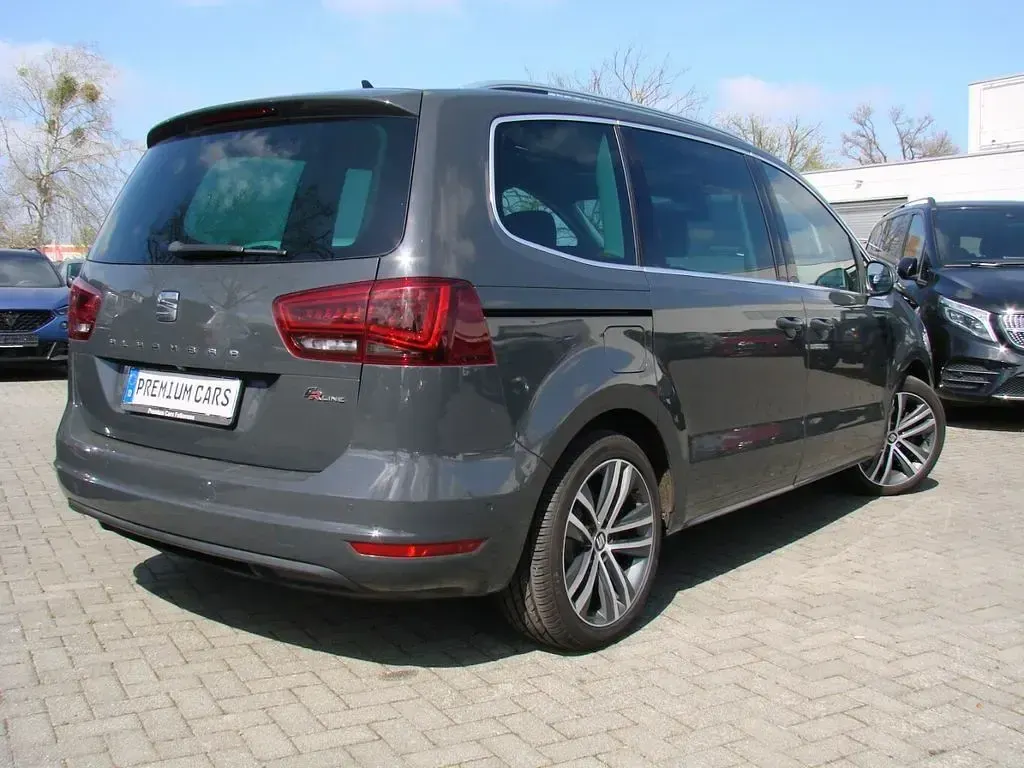 Gebraucht Seat Alhambra FR-Line 220 PS (161 kW) 2018 Grau metallic Van / Kleinbus