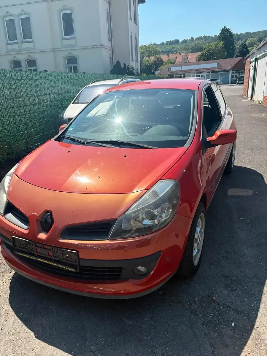 Gebraucht Renault Clio II 111 PS (81 kW) 2006 Rot Limousine