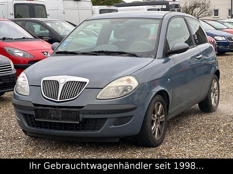 Grau Gebraucht 2004 Lancia Ypsilon Kleinwagen | 490 € (Guter Preis) - Bild 1/4