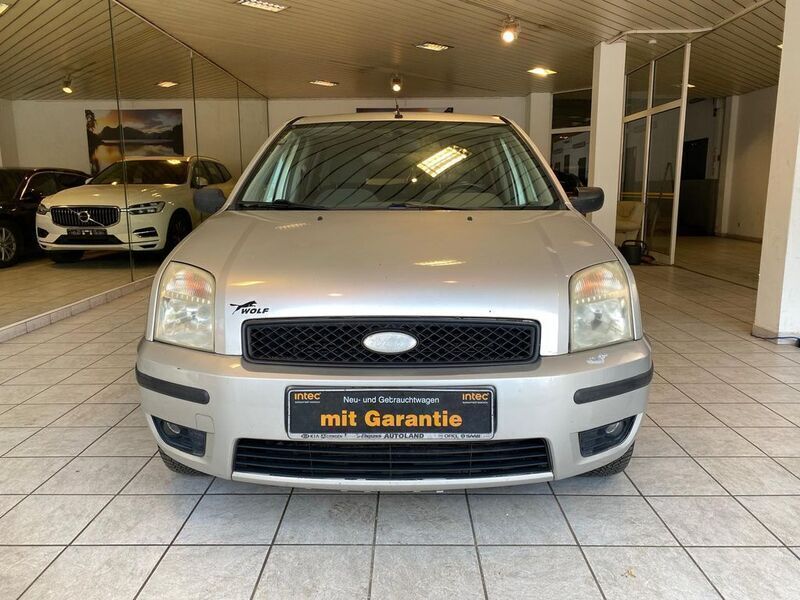 Gebraucht Ford Fusion 80 PS (58 kW) 2003 Silber Limousine