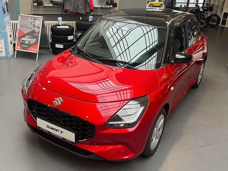 Neu Suzuki Swift Comfort 83 PS (61 kW) 2026 Rot Kleinwagen
