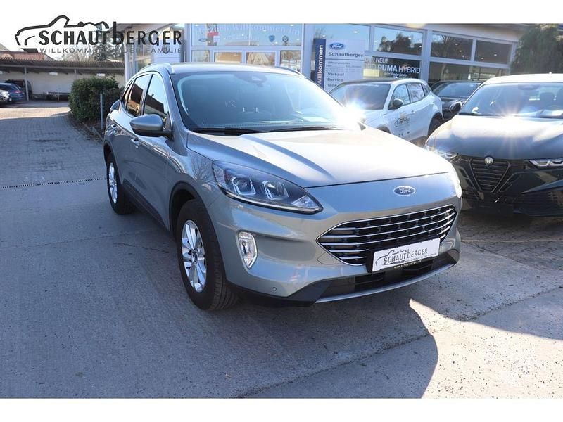 Gebraucht Ford Kuga Titanium 150 PS (110 kW) 2021 Silber SUV