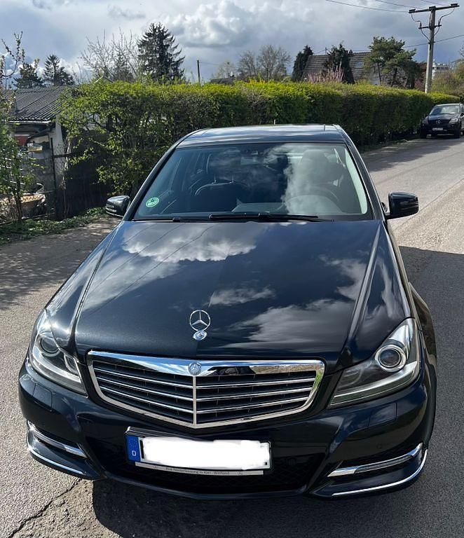 Gebraucht Mercedes C250 Elegance 204 PS (150 kW) 2013 Schwarz Limousine