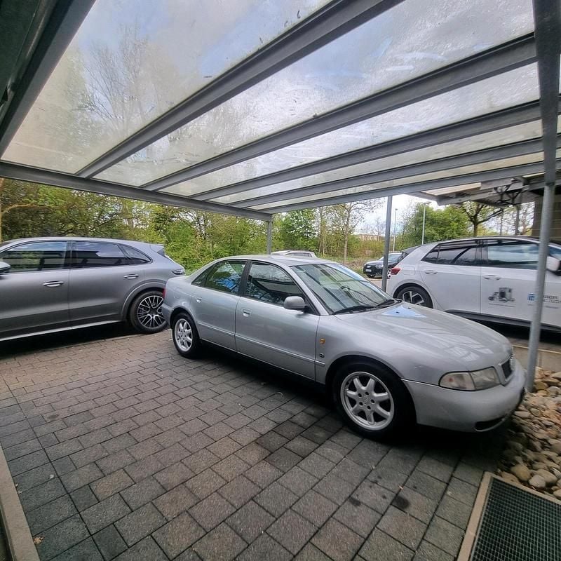 Usata Audi A4 150 CV (110 kW) 1997 Argento Berlina