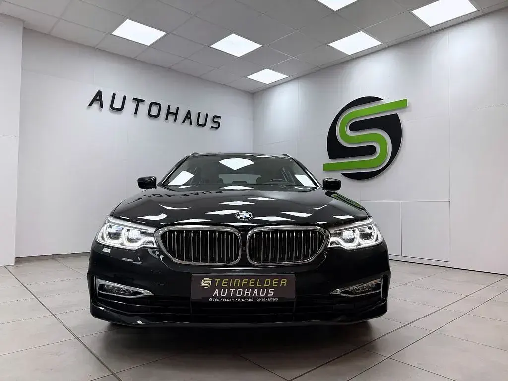 Gebraucht BMW 540 Luxury Line 320 PS (235 kW) 2017 Schwarz Limousine