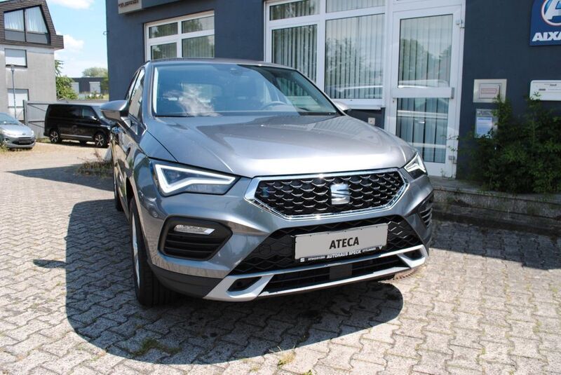 Grau Neu 2024 Seat Ateca Style SUV | 30.990 € (Superpreis) - Bild 1/4