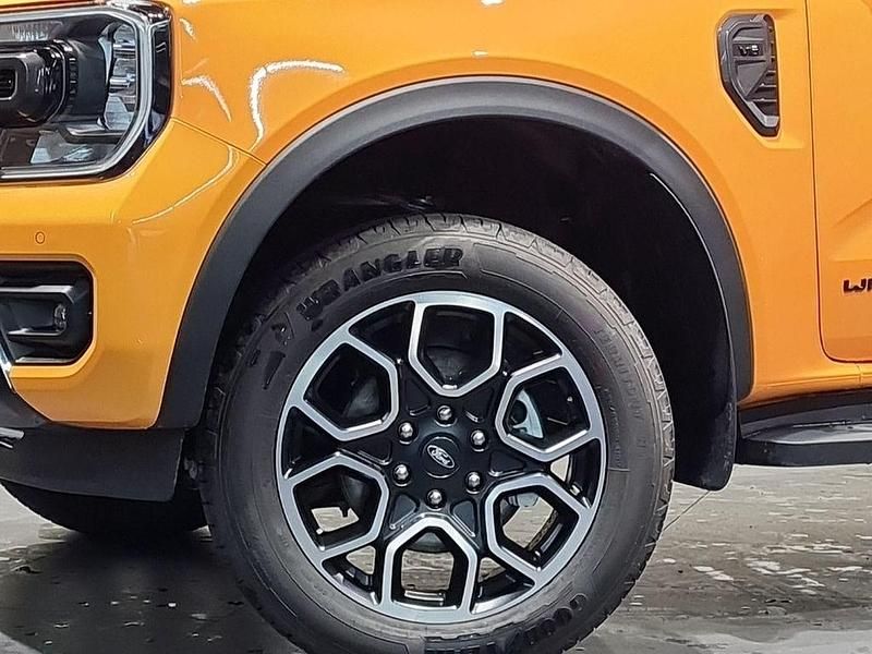 Neu Ford Ranger Wildtrack 241 PS (177 kW) 2026 Orange, cyberorange met. Abholung