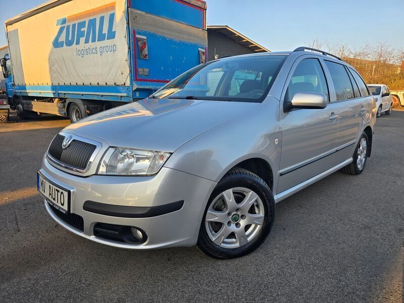 Silber Gebraucht 2007 Skoda Fabia Tour Kombi | 2.997 € (Guter Preis) - Bild 1/4