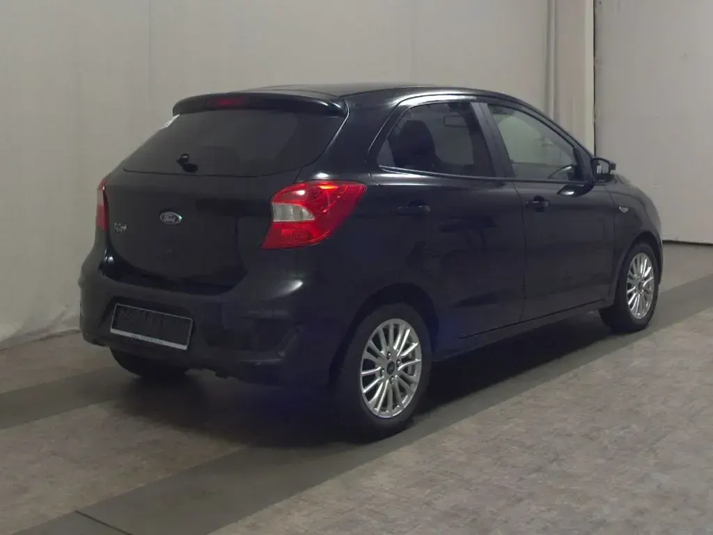 Gebraucht Ford Ka 86 PS (63 kW) 2019 Iridium schwarz (metallic) Limousine