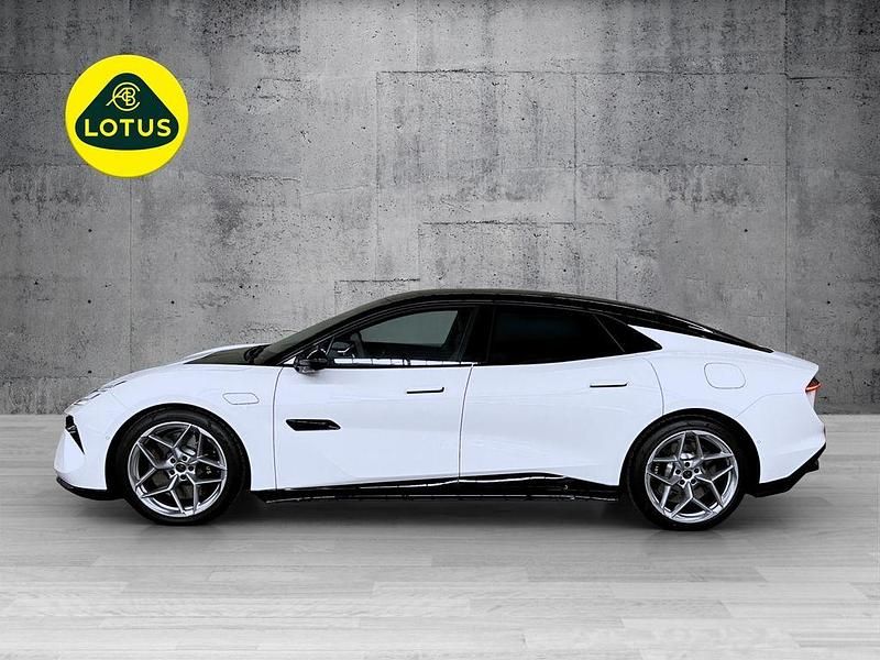 Neu Lotus Emeya 450 kW (612 PS) 2025 Akoya white Kleinwagen