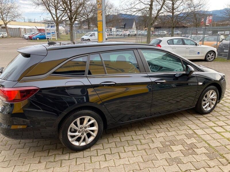 Gebraucht Opel Astra Edition 145 PS (106 kW) 2021 Schwarz Kombi