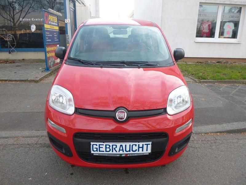 Gebraucht Fiat Panda Easy 69 PS (50 kW) 2018 Rot Kleinwagen