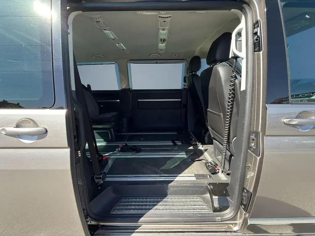Gebraucht VW Multivan 204 PS (150 kW) 2016 Mojave beige metallic Van / Kleinbus