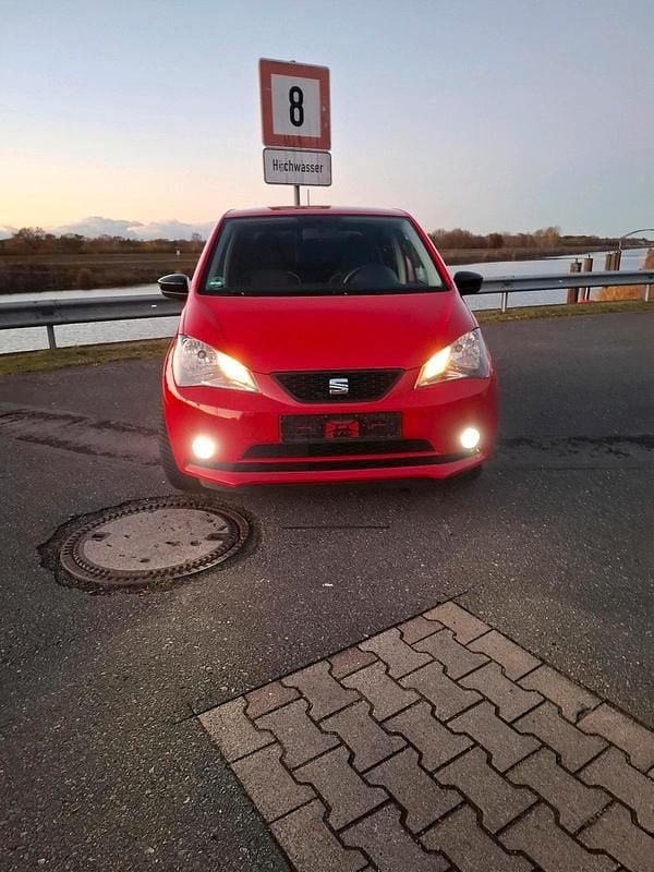 Gebraucht Seat Mii Chic 60 PS (44 kW) 2018 Rot Kleinwagen