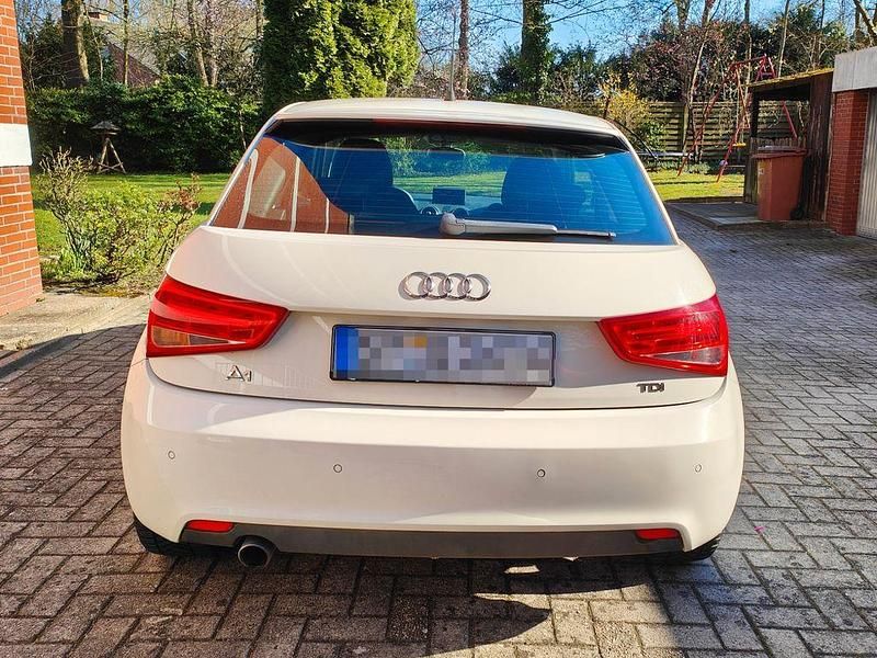 Second-hand Audi A1 Ambition 90 CP (66 kW) 2011 Alb Hatchback