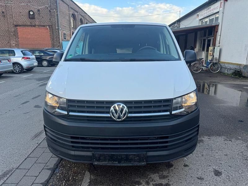 Gebraucht VW Transporter 150 PS (110 kW) 2019 Weiß Van