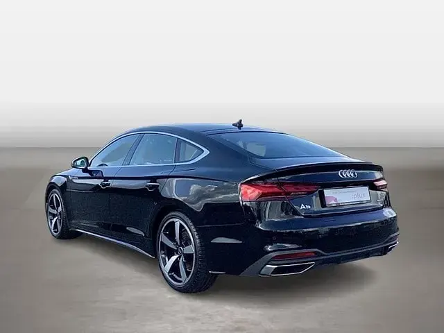 Gebraucht Audi A5 Sportback Sport 204 PS (150 kW) 2022 Schwarz Kleinwagen