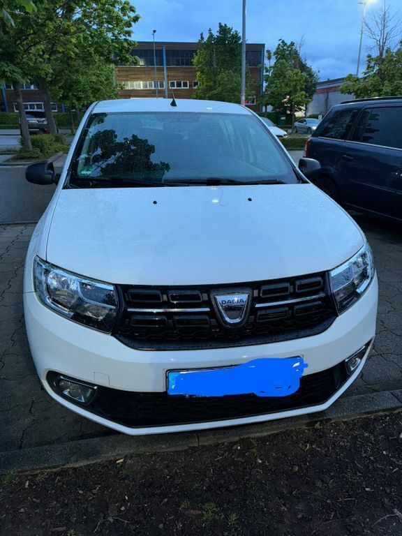 Weiß Gebraucht 2020 Dacia Sandero Essentiel Kleinwagen | 7.300 € - Bild 1/4