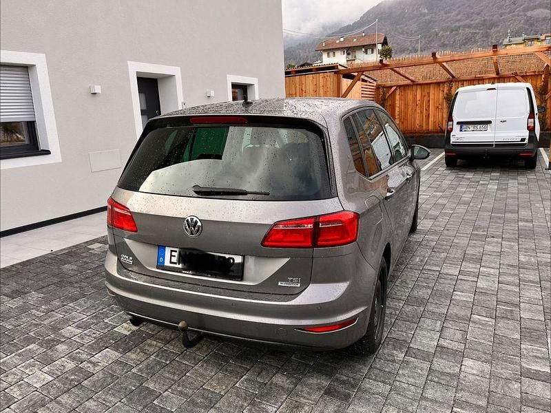 Gebraucht VW Golf Sportsvan LOUNGE 110 PS (80 kW) 2015 Grau Van / Kleinbus