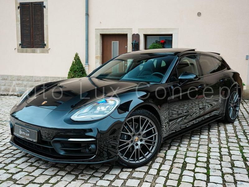 Schwarz Gebraucht 2023 Porsche Panamera 4 Platinum Edition Limousine | 89.890 € (Fairer Preis) - Bild 1/4